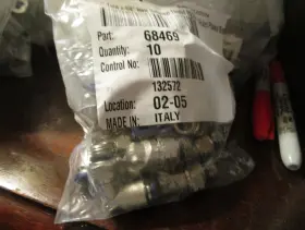 87110-04-04 AIGNEP Tube Univ Thread Ptc Swivel Elbow