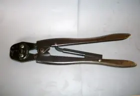 220009-1 AMP Hnd Crimp Tool Bnc Connector