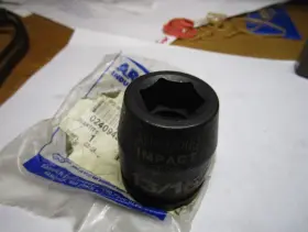 Armstrong 21-026 13/16 Inch X 3/4 Square Drive 1-15/16 L 6 Pt Black Oxide Standard Impact Socket