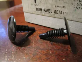 12909 AUVECO Ford Panel Retainer #2