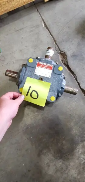 R1215 BOSTON GEAR Right Angle Drive Cat #3