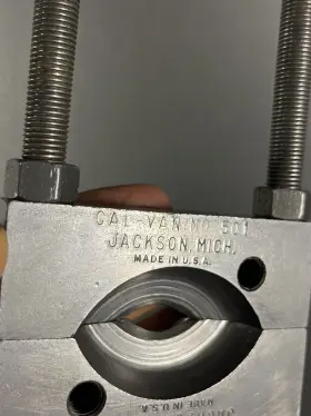 047084005019 CALVAN Puller Bearing Separator #2