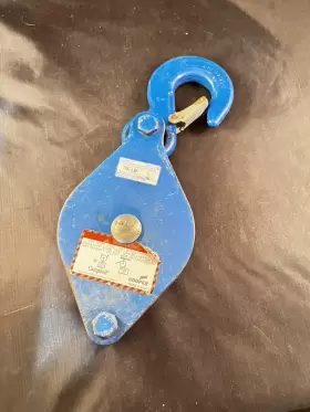 723-1533 CAMPBELL Block Steel