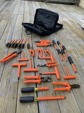 ITS-30B-SC CEMENTEX Insulated Tool Set