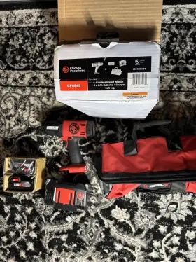 8941088491 CHICAGO PNEUMATIC Cordless Impact Wrench Kit
