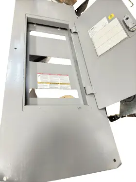 SLC36MFG CLIPSAL Square Enclosure Bus Row Flush Mount #2