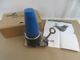 ISB225SC COOPER Insulated Standoff Bushing
