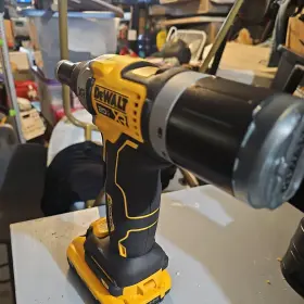 DCF414B DEWALT Xr Brushless Cordless Rivet Tool