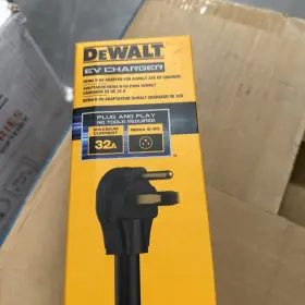DXPAEV0650 DEWALT Nema Adapter Amp Compatibleportable Charger