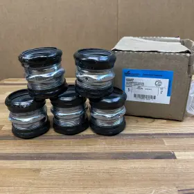665RT EATON Rt Pack Emt Compression Couplings Rain Nos