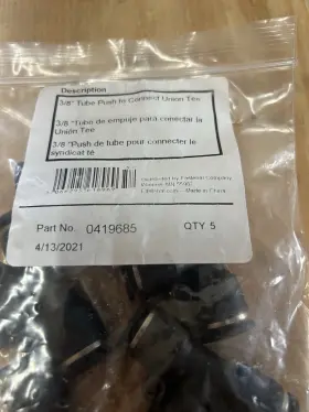 0419685 FASTENAL Tube Push Connect Union Tee