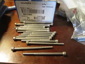 0917964 FASTENAL Socket Head Cap Screws Steel