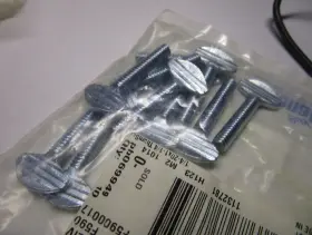 1132781 FASTENAL Thumb Screw Zinc