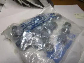 1137030 FASTENAL Zinc Finish Ne Steel Lock Nut