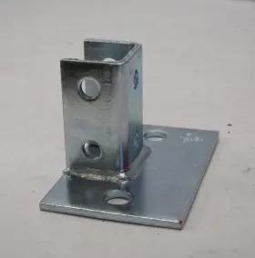 11494454 FASTENAL Fnl Hole Square Flush Zinc Electroplate