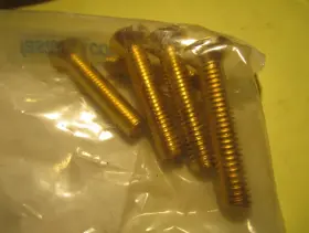 1175482 FASTENAL Flat Head Screw