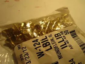 1175834 FASTENAL Flat Head Phillips Sharp Finish Wood Screw