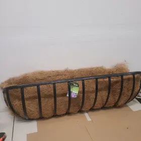 R943 GARDMAN Forge Wall Trough Coco Liner