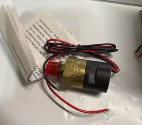 PSE24MCFLWF GEMS Sensors Pressure Switch Box