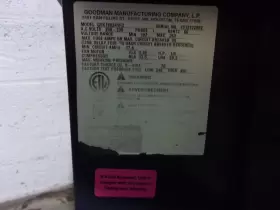 ACC20165 GOODMAN Central Air Conditioner Condenser #2