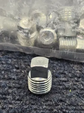 66671 HOSEPOWER-NORTH TUCS Zinc Square Head Steel Plugs