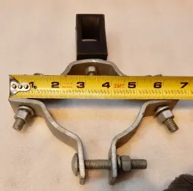 C2070144 HUBBELL Mast Wireholder Clamp Power #3