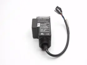 MROS100110069-1451E-6534 INDUSTRIAL MRO Cutler Hammer Unmp #2