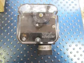 84447832 KROM SCHRODER Gas Druckwachter Pressure Switch Npt