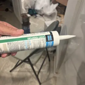 71XX-0601-2 LATICRETE Acrylic Caulk Unsanded