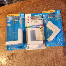 NMW8 LEGRAND Nos Wiremold Outside Elbow