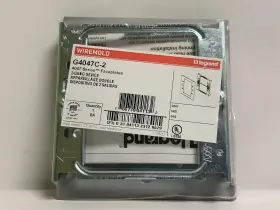 G4047C-2 LEGRAND-WIREMOLD Steel Channel Raceway Cover Plate
