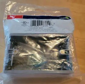 42777-1GA LEVITON Single Gang Box
