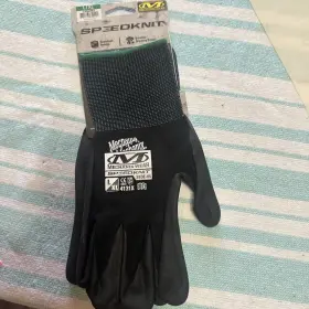 S1DE-05 MECHANIX WEAR Speedknit Dipped Poly Purp Gloves