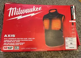 334B-21XL MILWAUKEE TOOL Womens Heated Axis Vest Box