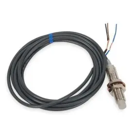 E2E2-X5MY1-US OMRON Proximity Sensor Inductive