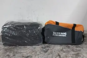 QDDUFF10-7 QUICK DAM Overall Flood Bag Emergency Kit