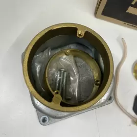 5499 RACO Hubbell Tru Level Semi Floor Box Flange #2