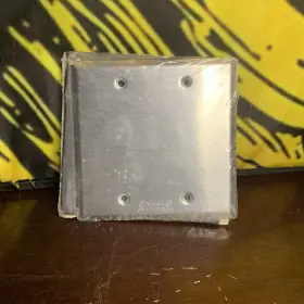 RIHD31 RED DOT Blank Cover Gang