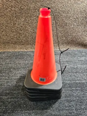 7500-18 SAS SAFETY Fluorescent Traffic Cone