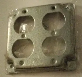 RS-8 THOMAS BETTS Square Raised Standard Quad Outlet Cover