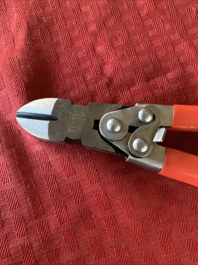 60724 TITAN Compound Diagonal Cutting Plier #2