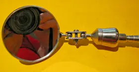 GMC-2 ULLMAN DEVICES CORP Megamag Magnetic Up Tool Mirror #2