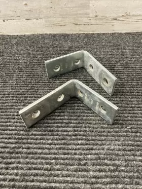 P1325 UNISTRUT Kindorf Angles