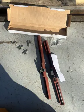 520-08 WADE Carrier Arm Box