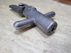104085005 WHARTON Pencil Rod Tightening Wrench Concrete #2