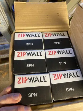 641877304022 ZIPWALL Foamrail Crossbars Tapeless Seal Box
