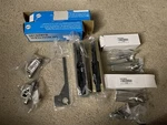 Crl Amr201bs Brushed Stainless Top Or Bottom Patch Fitting Set Of 2 Plus Extras. Fixed Price $29.99.