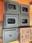 (qty 4)mountmaster Mid America Vinyl Electrical Mounting Block M00031002201. Fixed Price $30.00.