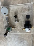 Brooks Instr Div Emerson Elec Compressed Gas Regulator, 8601b + 2 Bonus! Free Sh. Fixed Price $99.00.