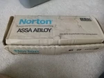 New Norton Assa Abloy 7500xsn Closer-tri-pk-689 011a Aluminum Finish 42055dw. Fixed Price $40.00.